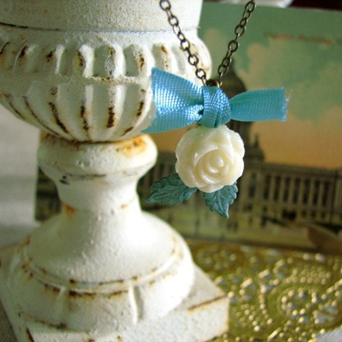 Posie . Patinated Leaves, Ivory Rose, and Aqua Silk
