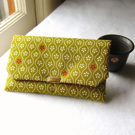 SALE  Padded Envelope Pouch --- Wasabi