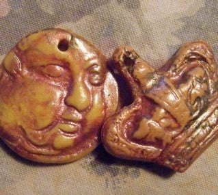 2 LARGE FOCAL BEAD PENDANT CROWN AND FACE LARGE ZNE  B3 POLYMER CLAY