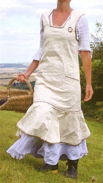 Flower Pickin Pinny by Malphi M-L