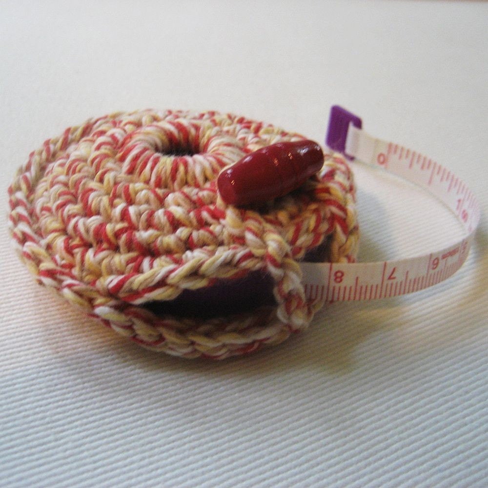 handmade tape measure cozy (Etsyfriends Team stocking stuffer challenge)