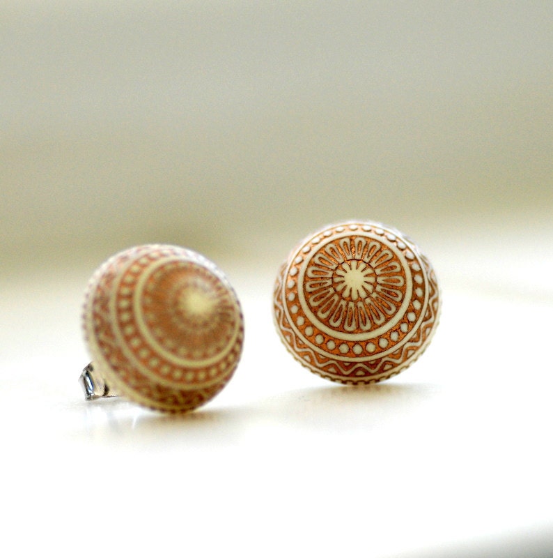 Stud Post Earrings, Elegant Earings, Simple Studs, Gold and Ivory Vintage Lucite Cabochons and Steel