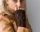 Owl fingerless gloves  , mittens in brown