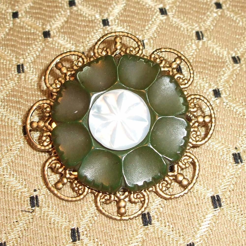 Green Bakelite Flower Brooch