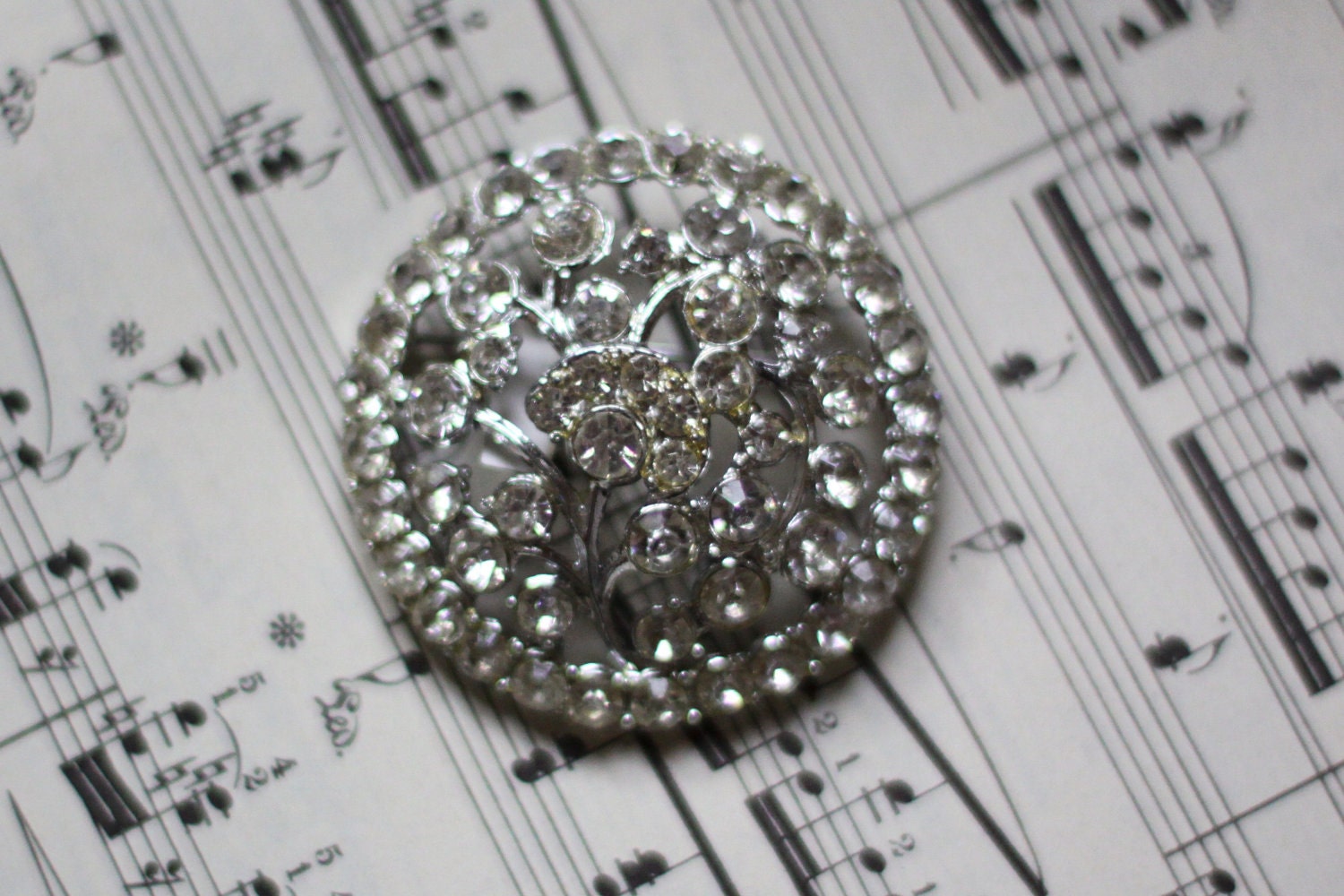 Stunning Vintage Pin