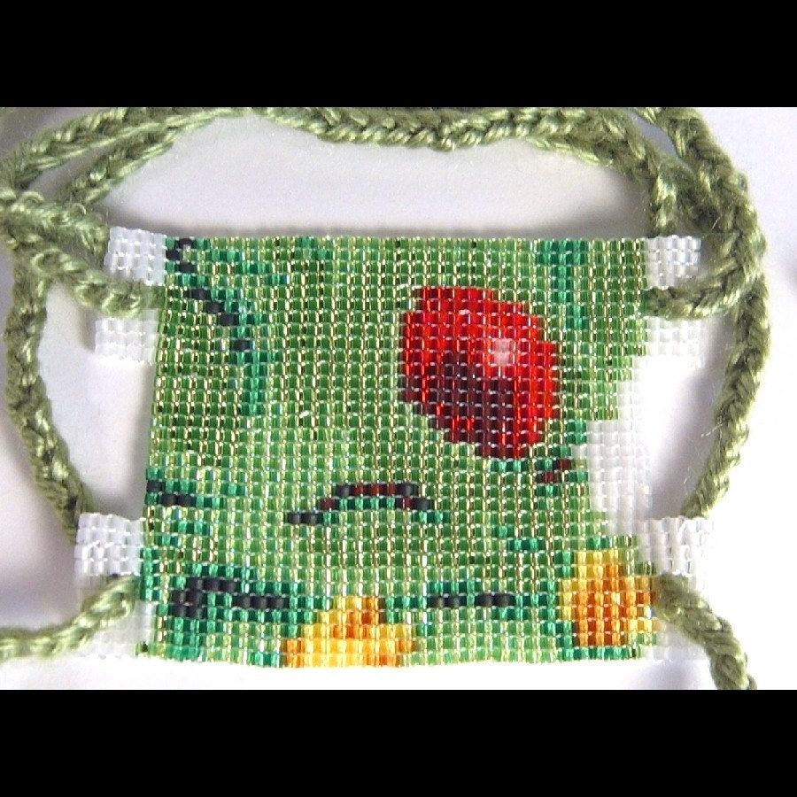 Smiling Carbuncle Bracelet