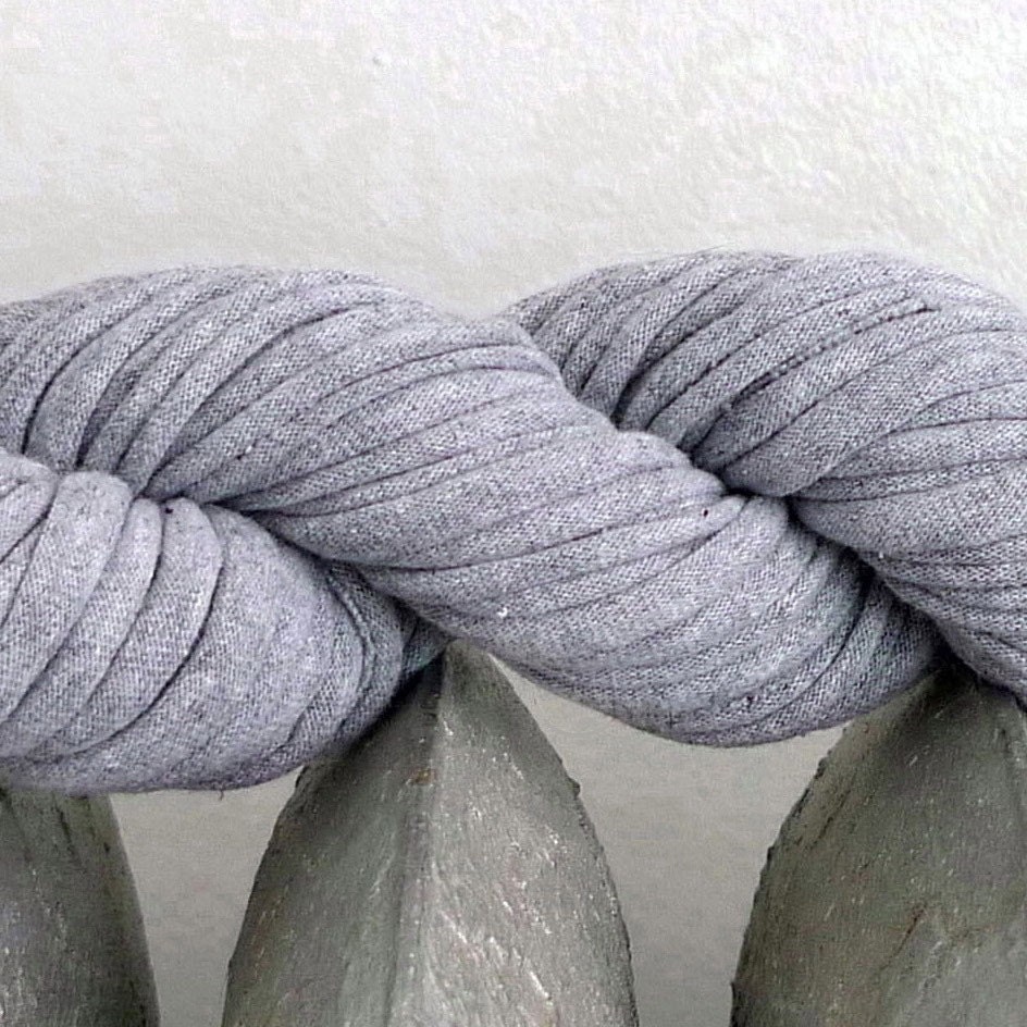 Super Bulky T-shirt Yarn, gray