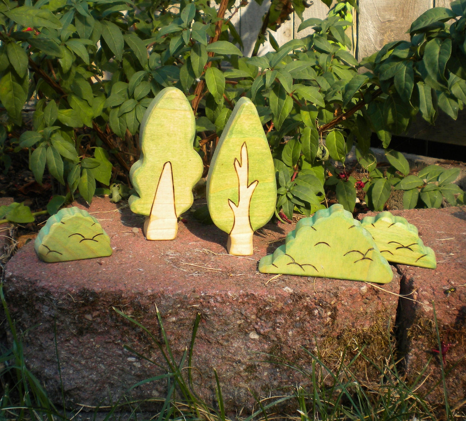 Waldorf Inspired Kids Wooden Play Toy Tree and Shrub Bushes Set