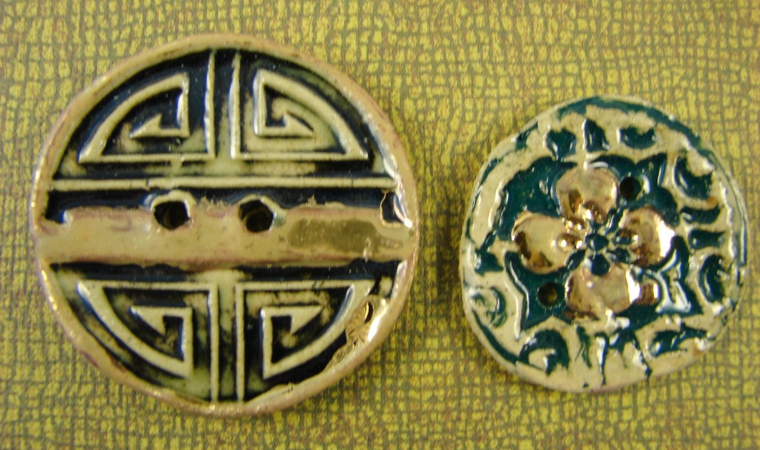 2 Textured Clay Buttons / Handmade 24 Carat Gold Stoneware Clay Pottery