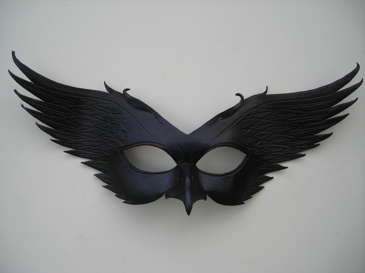 raven mask( ON HOLD FOR Breanna Redmon)