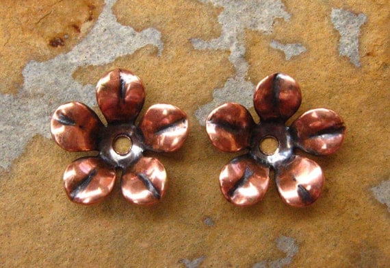 LOW SHIPPING 4 Antique Copper 12mm  Flower Stamping -  Bead Cap -  Trinity Brass