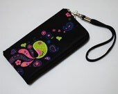 Black Retro wristlet