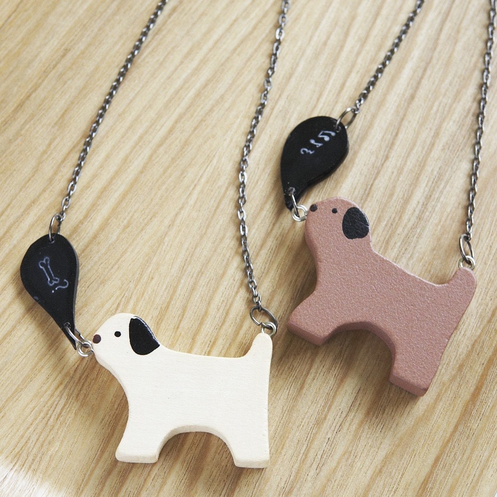 ANIMAL FARM necklace - Inquisitive Dog-gies