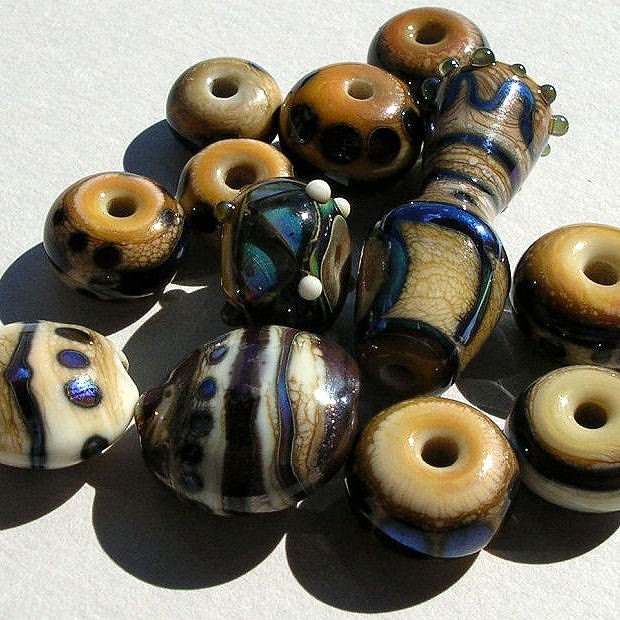 Odd Lot of 12 Orphaned Silver Glass and Ivory Lampwork Beads - BL319