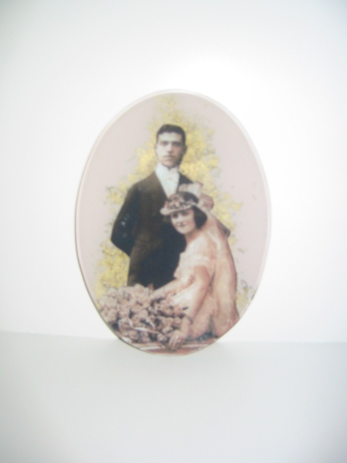 memory decoupage plate