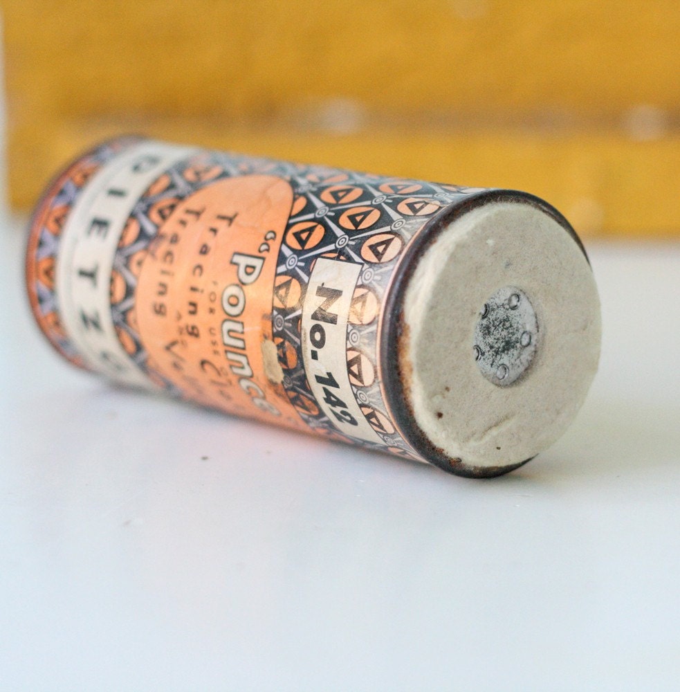 Vintage Pounce Vellum Powder Container