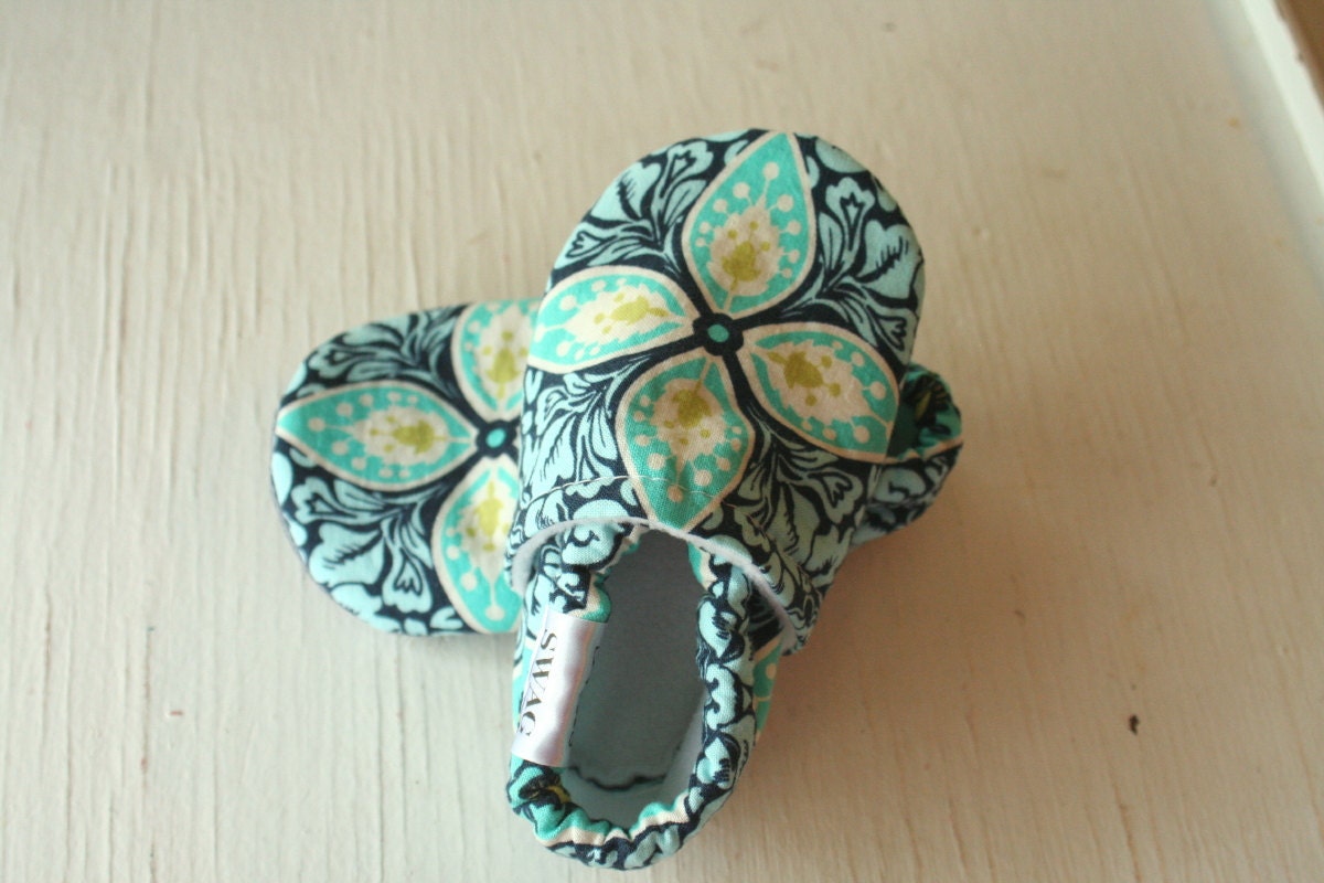Infant boy girl Soft Soled Shoes SWAG booties Amy Butler Daisy Chain Pressed Flowers slippers Turquoise shower gift