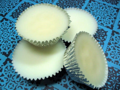 4 CELTIC MYST Dye Free Soy Blend Wax Melts / Tarts - 4oz - CLEARANCE (woods, spices, mandarin, musk, cashmere, vanilla)