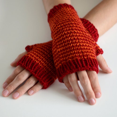 The Harlequin Wrist Warmers - Fitted Fingerless Mittens / Gloves in Dark Red and Burnt Orange - ToilandTrouble