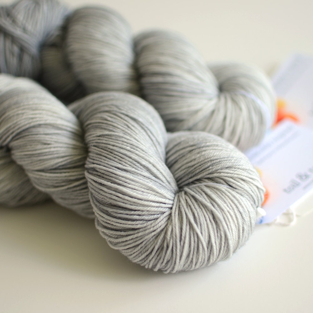 Hand Dyed Sock Fingering Yarn - Superwash Merino / Nylon 463 Yards - Smoke Signals - Light Pigeon Gray