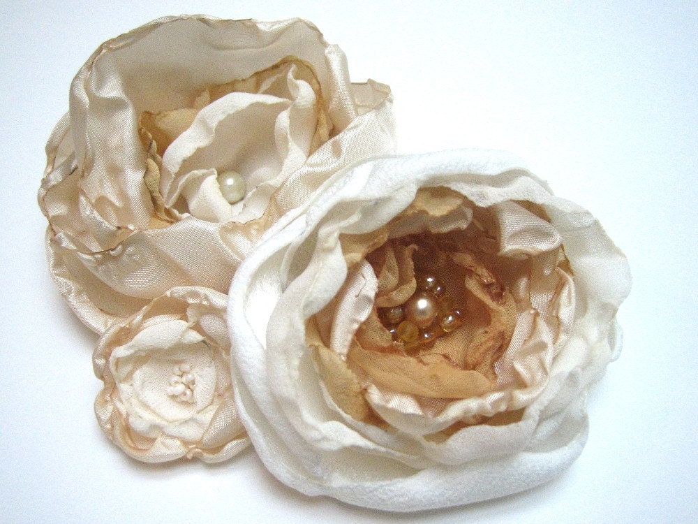 Bridal Flower Hair Clip Fascinator in Ivory Champagne and Gold - Add to your Birdcage Veil - SALE -