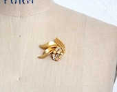 Vintage 1950s Aurora Borealis Rhinestone Leaf Brooch