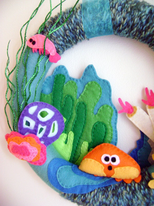 Art Yarn Wreath - Under the Sea - Coral Reef Crab - Made to Order
