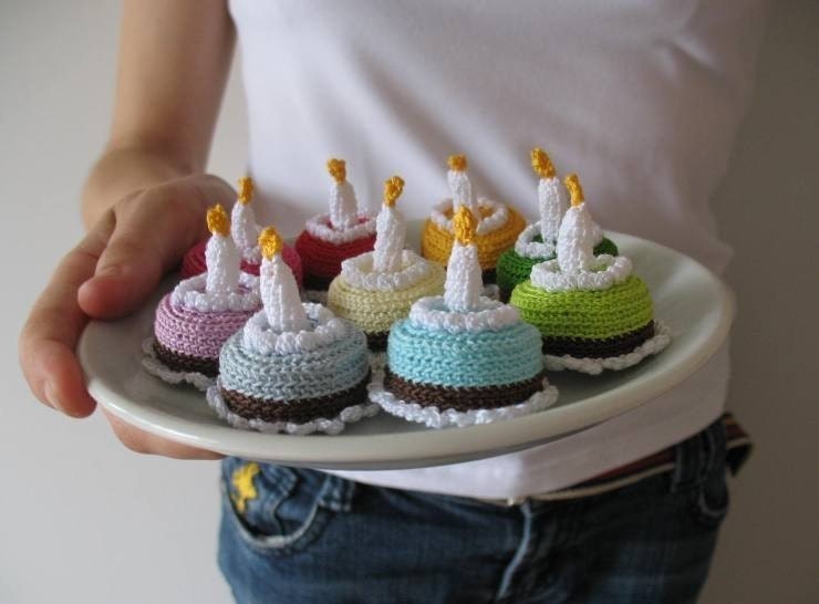 CROCHET PATTERN amigurumi birthday cake