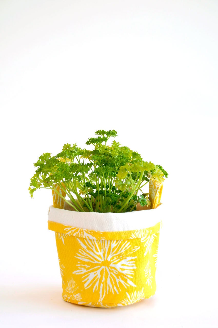 Recycled Cotton Canvas Bucket: Starbursts Yellow (SMALL)