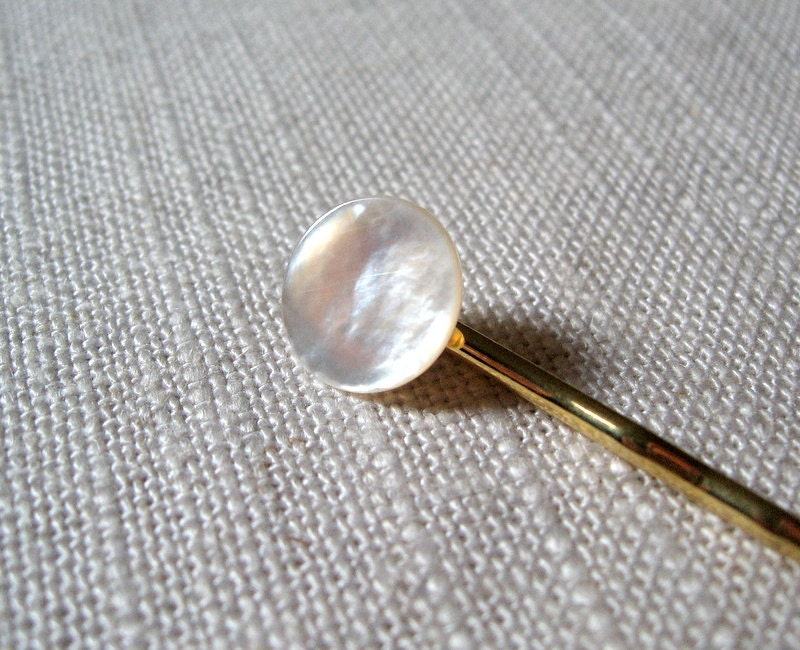 Mother of Pearl Shell Bobby Pin, Beach Wedding, Summer Hair Accessories, Pearl