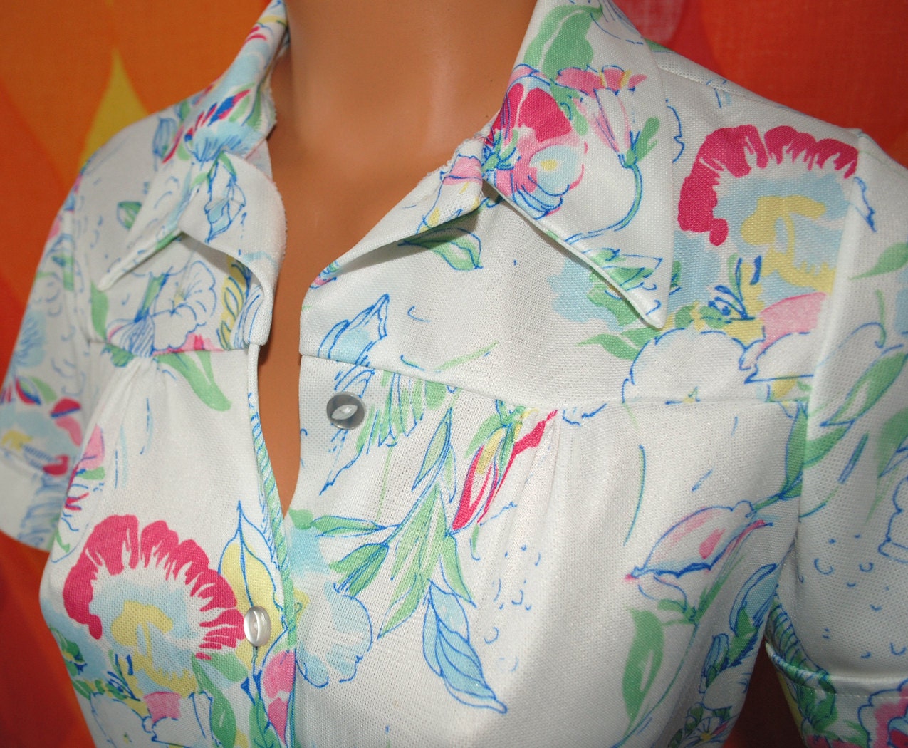 vintage 70's white flower blouse short sleeve button down camp shirt Large