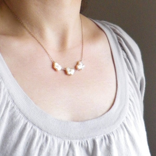 Pastel pink Pearl butterfly oxidised antique silver necklace. Nature, summer garden, charming, romantic, beige jewellery. June birthstone