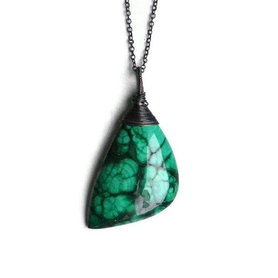 Untreated Malachite pendant silver necklace. Floral, botanical, woodland, forest, emarald green statement stone. Mineralogy jewellery