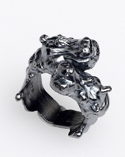 Gunmetal Hippo Heads Ring