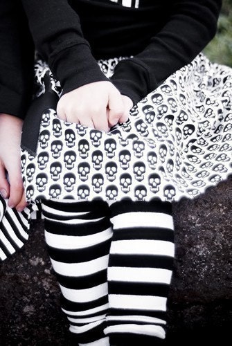 KOOL KID LEGS--BLACK and WHITE STRIPES--