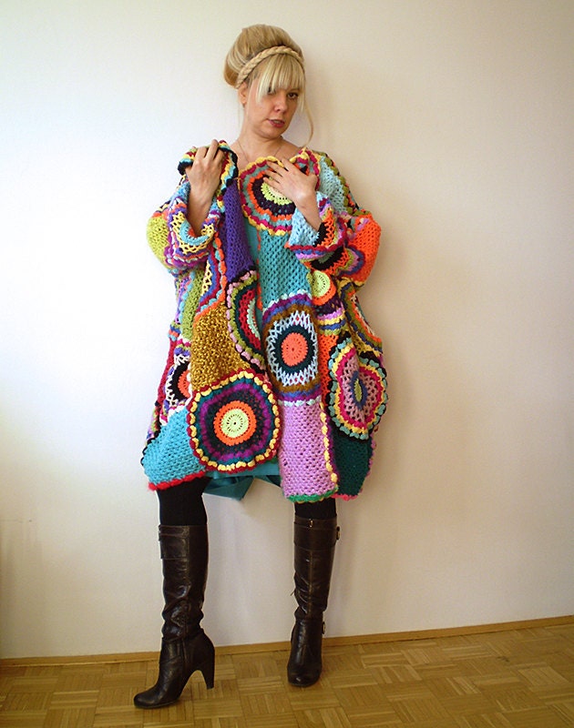 Plus Size Women's Cardigan Sweater with Crochet Circles