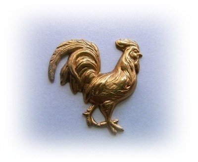 1 Pc Medium Brass Victorian Rooster Vintage Jewelry Finding Charm