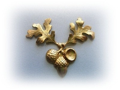 1 - Large ACORN With Oak Leaf Raw Brass Stamping - Jewelry Finding (C-13)