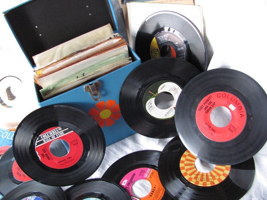 Sale COLLECTION Of 45 RPM RECORDS And Case ... Was 95.00 Now 54.99