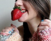 No Two Snowflakes presents Seeded Berries FINGERLESS Lace GLOVE PATTERN Pdf by Nicole Feller-Johnson