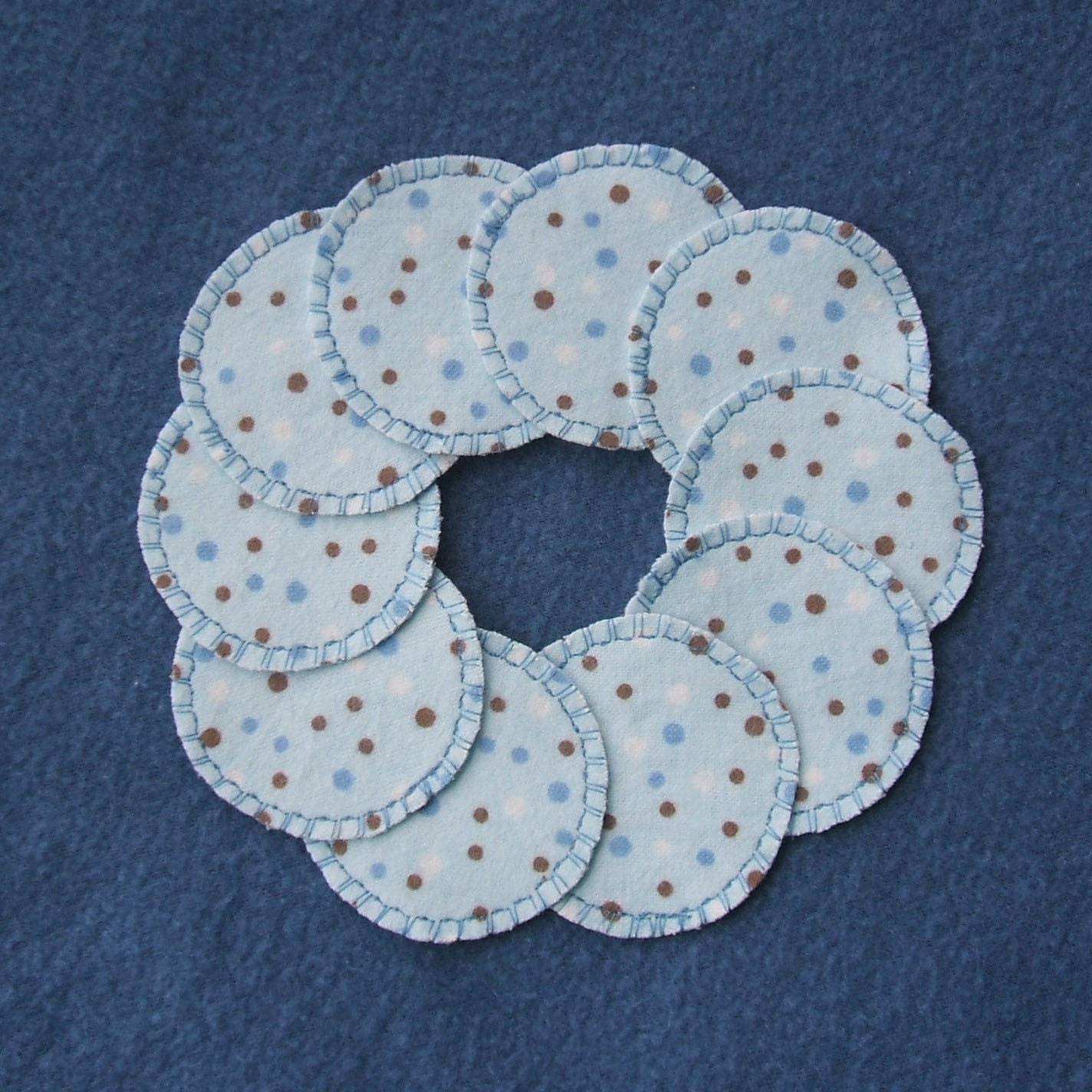 Reusable Cotton Rounds Make-up Remover Pads Washable  cosmetic Blue and Brown Dot