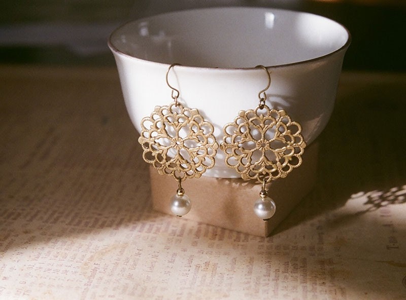 Lace and pearl earrings