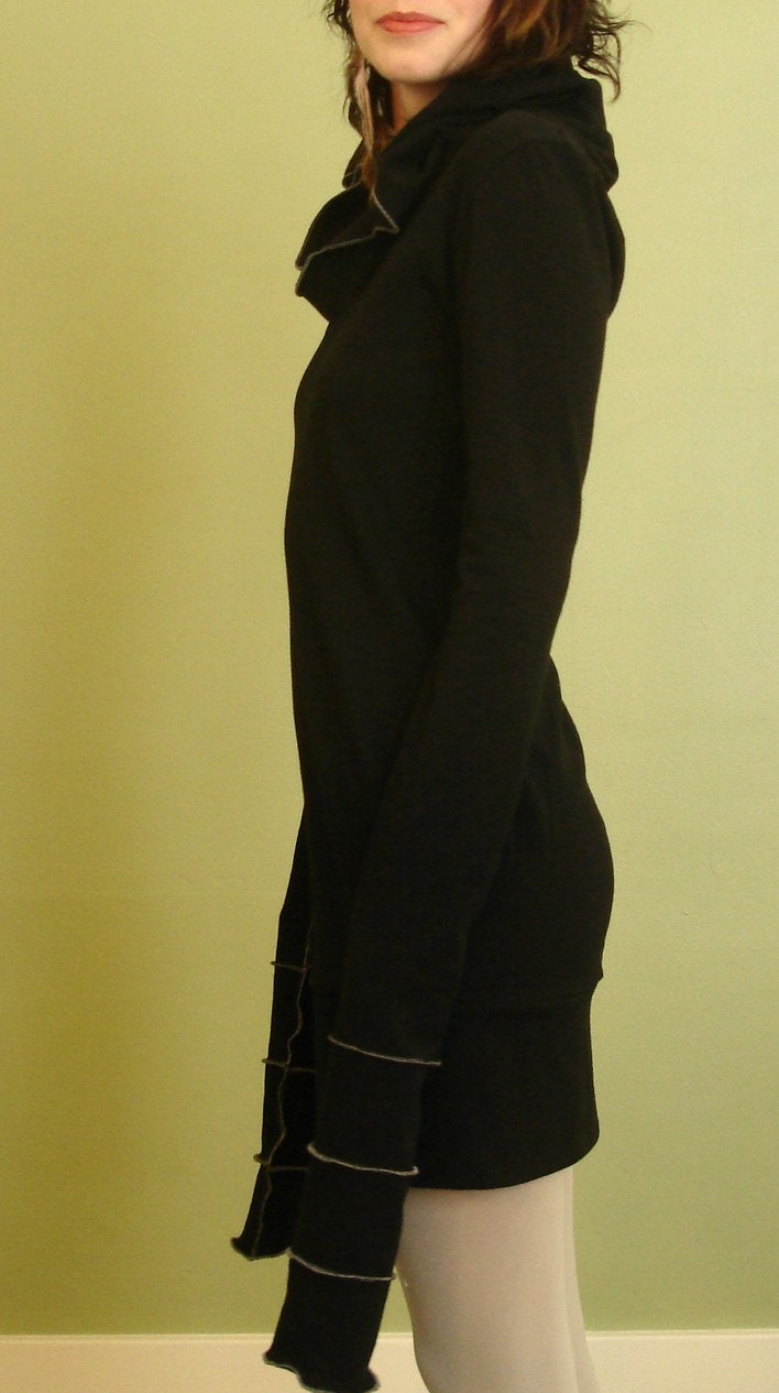 hooded tunic dress/extra long sleeves BLACK