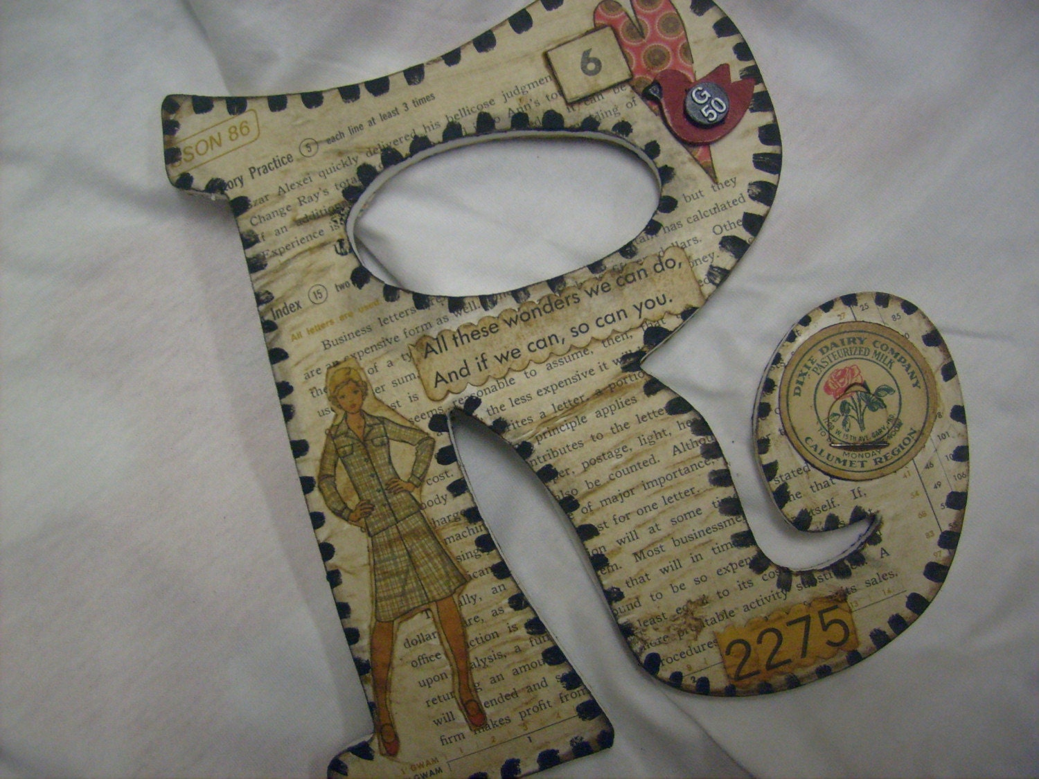 The Letter  R  - FoLk aRT- MIXED MEDIA