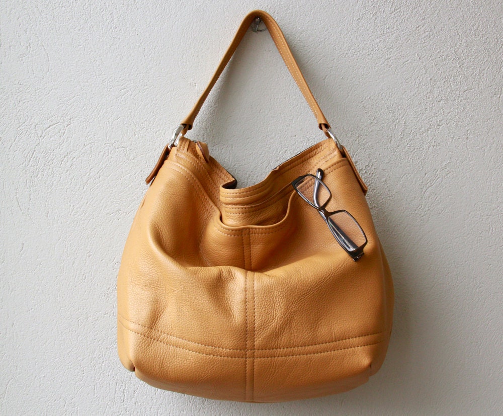special price - ships as seen within the week - BOHO XL with two outside pockets - large leather hobo - soft and slouchy
