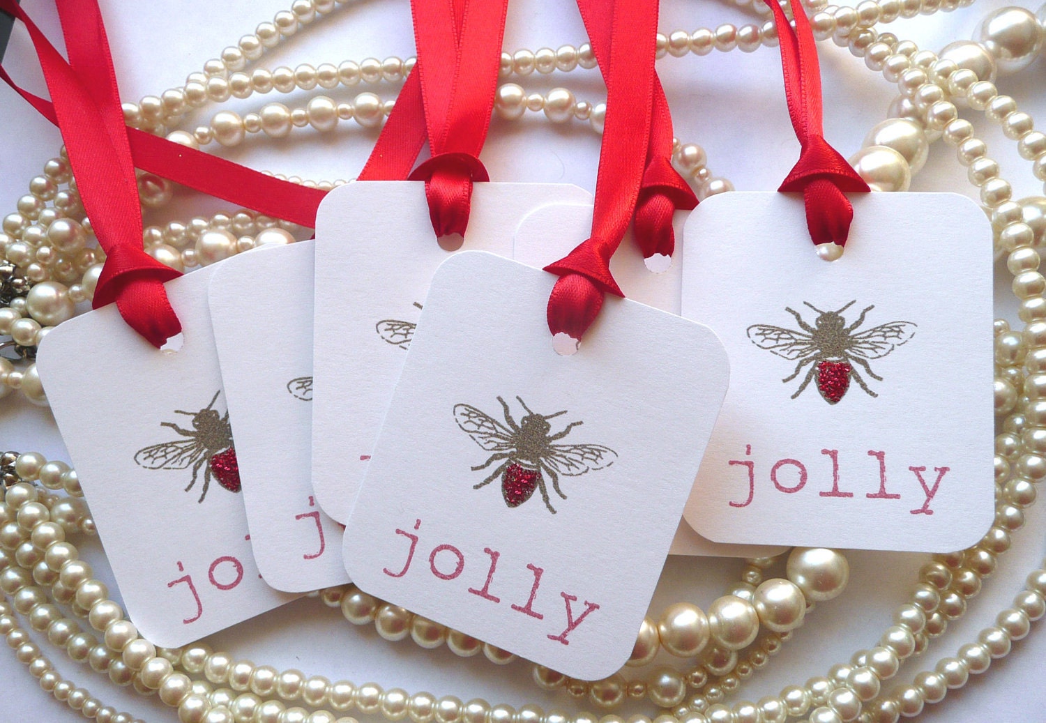 BEE JOLLY Tags - Set of 6 Red and White Sparkly Gift tags - UK Handmade