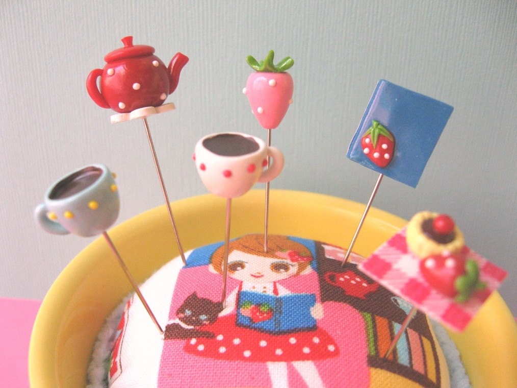 Strawberry Afternoon Tea Pin Topper Set