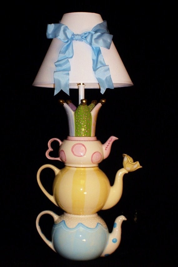 Tea Party Teapot Lamp