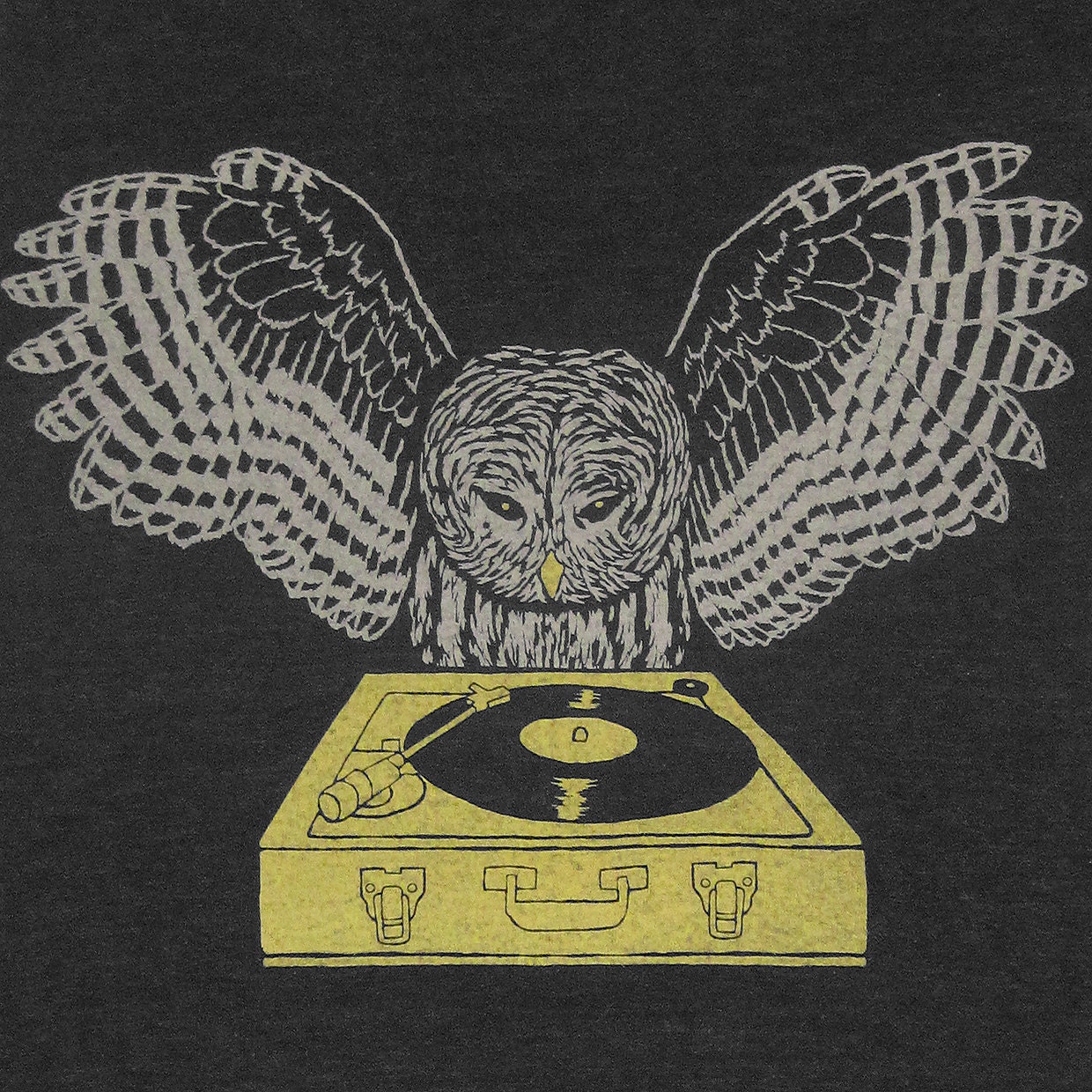 DJ Owl - Unisex Mens T-Shirt Tee Shirt Record Bird Feathers Retro Spinning Chartreuse Turntable Awesome Music Tri Black Charcoal Tshirt