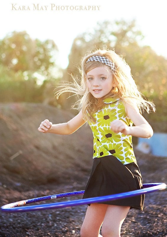 Retro 1970s Style Hula Hoop  pleated  dress-children clothing-girls dresses